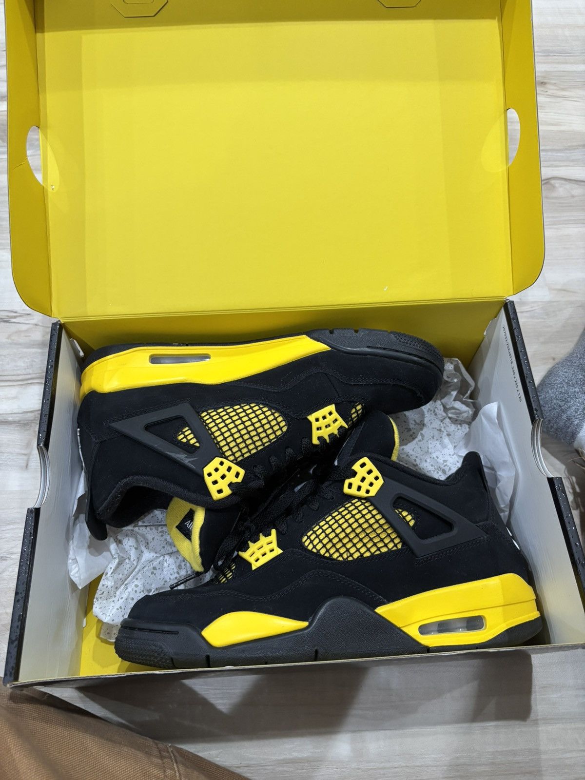 Jordan Brand Jordan 4 thunder Size US 8.5 / EU 41-42 - 8 Thumbnail