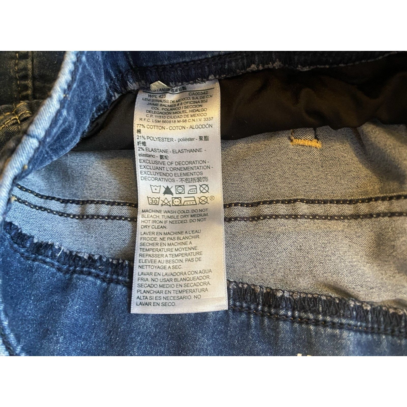 Levi's Levi Strauss Totally Shaping Slimming Jeans Women’s 14 32 Size 32" / US 10 / IT 46 - 4 Thumbnail