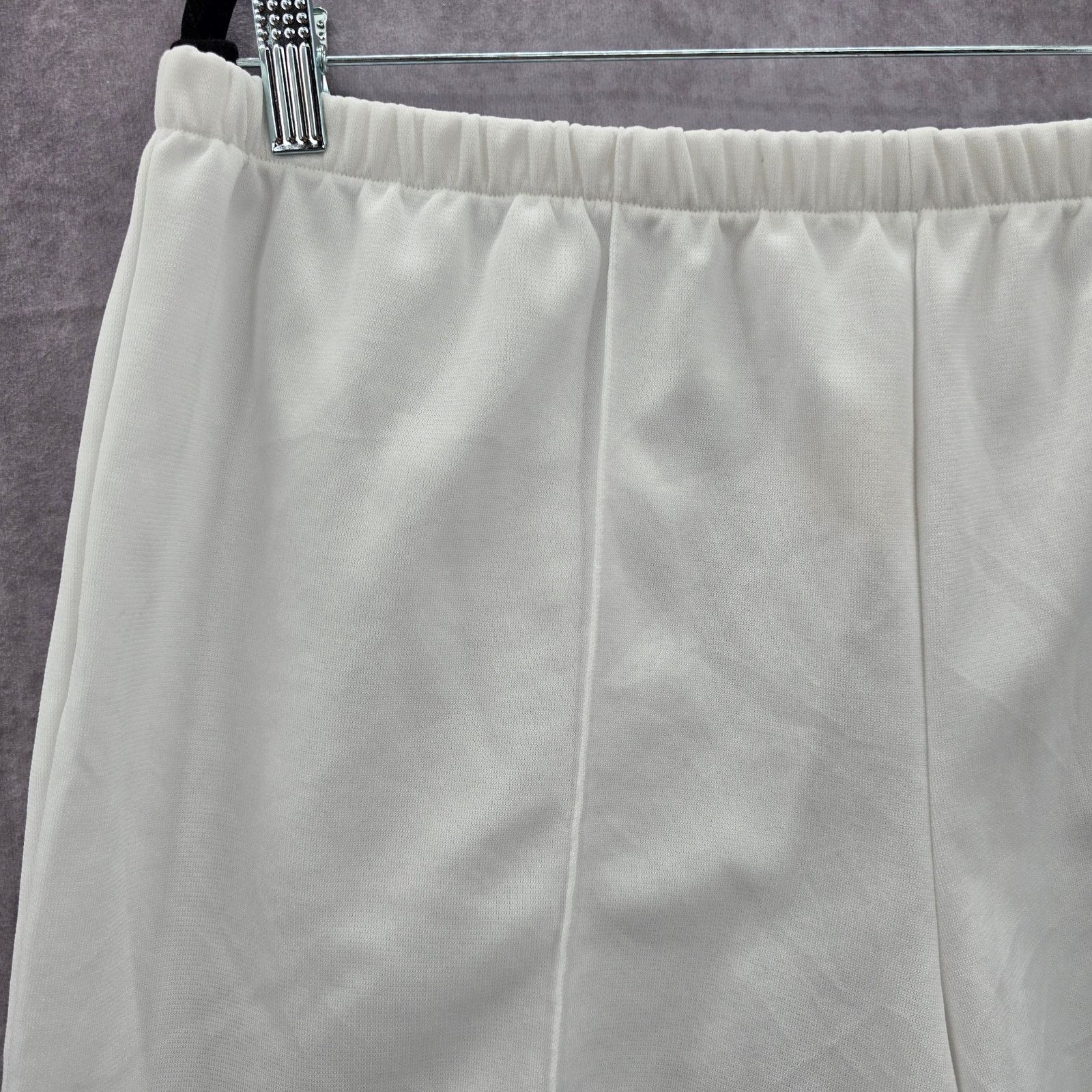 Other Romans White Stretch Flat Front Active Shorts 8 Size 30" / US 8 / IT 44 - 4 Thumbnail