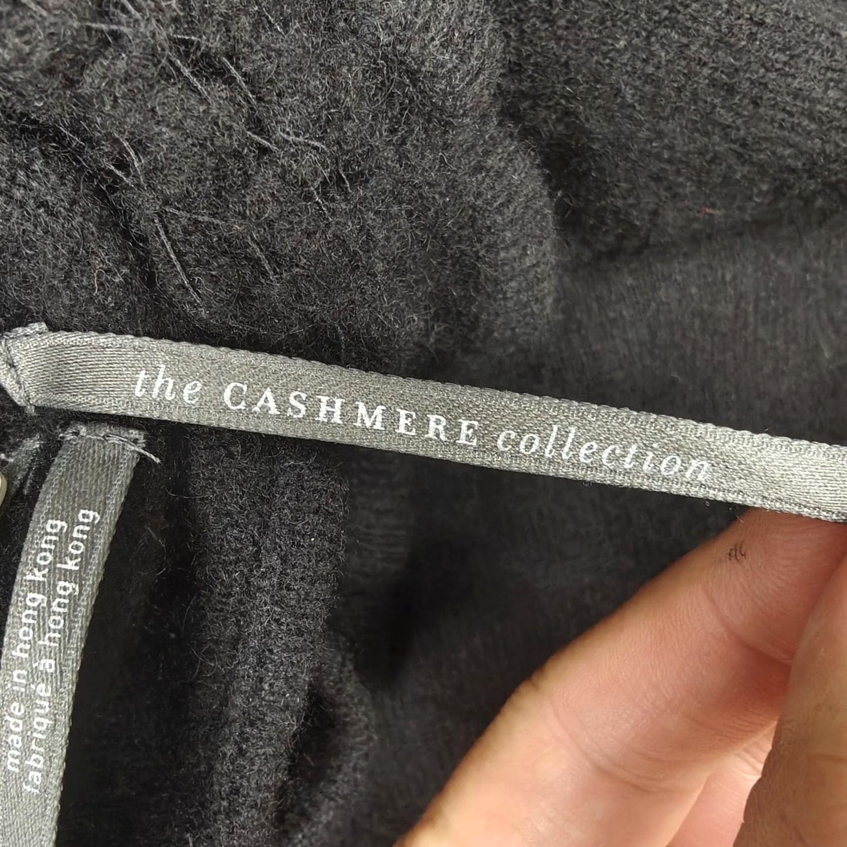 Anthropologie Anthropologie Sweater Womens Small Black Cashmere Mock Neck Ruffle Short Sleeve Size S / US 4 / IT 40 - 4 Thumbnail