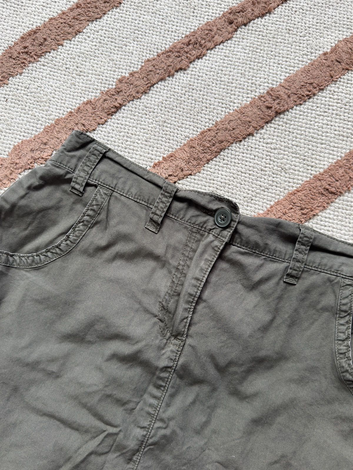 Japanese Brand × Vintage VINTAGE 2000s KHAKI MINI SKIRT Size 30" / US 8 / IT 44 - 2 Thumbnail