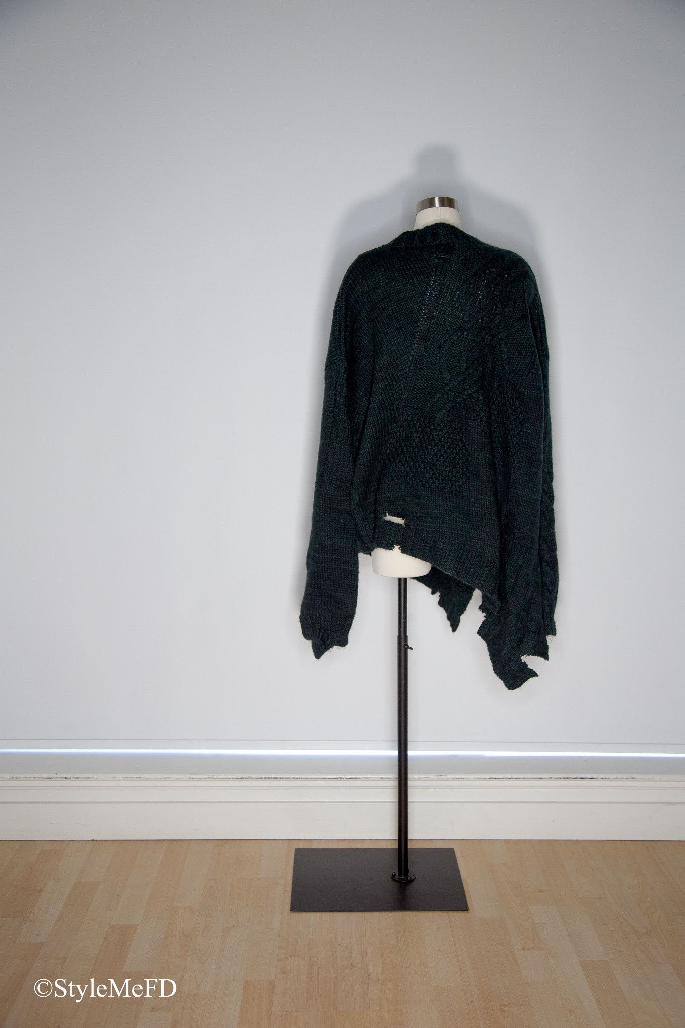 Maison Margiela MM6 Margiela Asymmetrical Knit Ouroboros Motif Green Sweater Size XL / US 12-14 / IT 48-50 - 3 Thumbnail