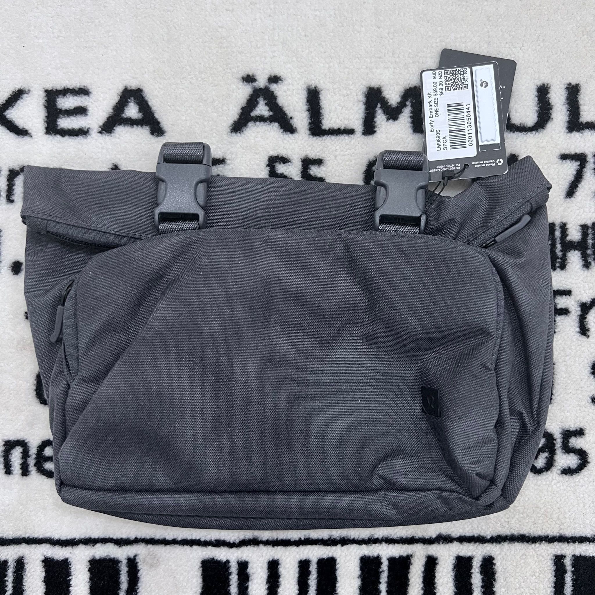 Lululemon Lululemon Early Embark Toiletry Kit Bag / Travel Pouch Size 26 - 1 Thumbnail