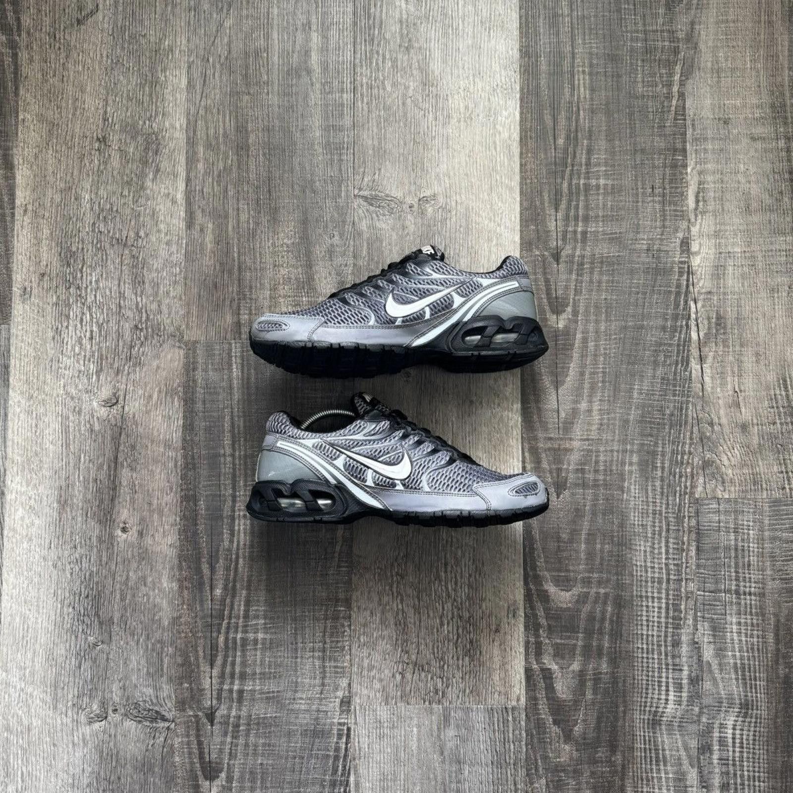 Nike × Vintage NIKE • Air Max Torch 4 "Cool Grey" (9.5M) Size US 9.5 / EU 42-43 - 2 Thumbnail