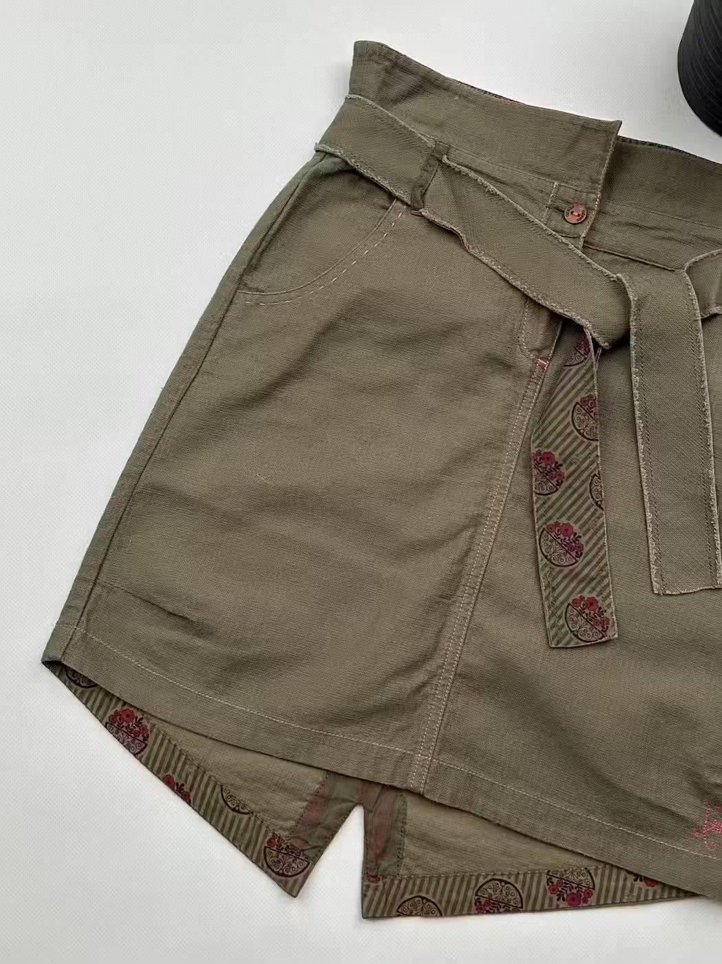 Kenzo Kenzo Vintage Belt Skirt (80) Size 27" / US 4 / IT 40 - 2 Thumbnail