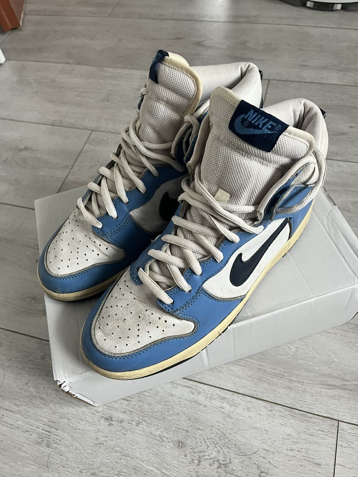 Nike × Vintage Nike Dunk Hi/Unc/North Carolina/2004/304717-442 Vintage Size US 9 / EU 42 - 2 Thumbnail