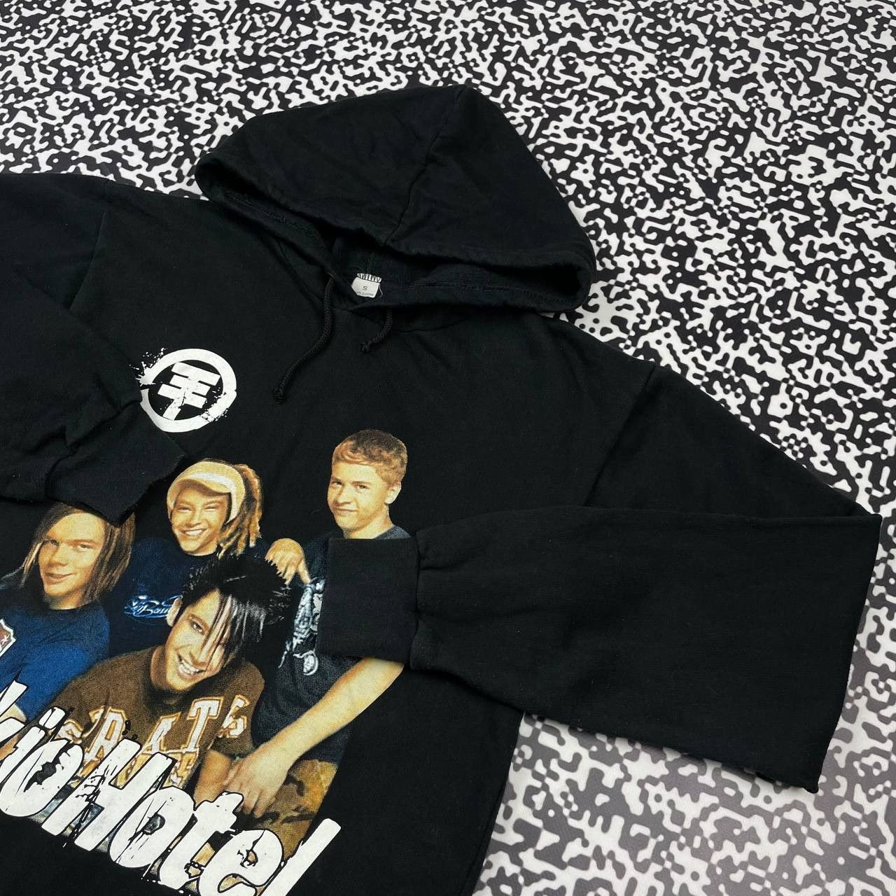 Band Tees Vintage Y2K Tokio Hotel Band Rock Pop Emo Boxy Hoodie Size S / US 4 / IT 40 - 9 Thumbnail