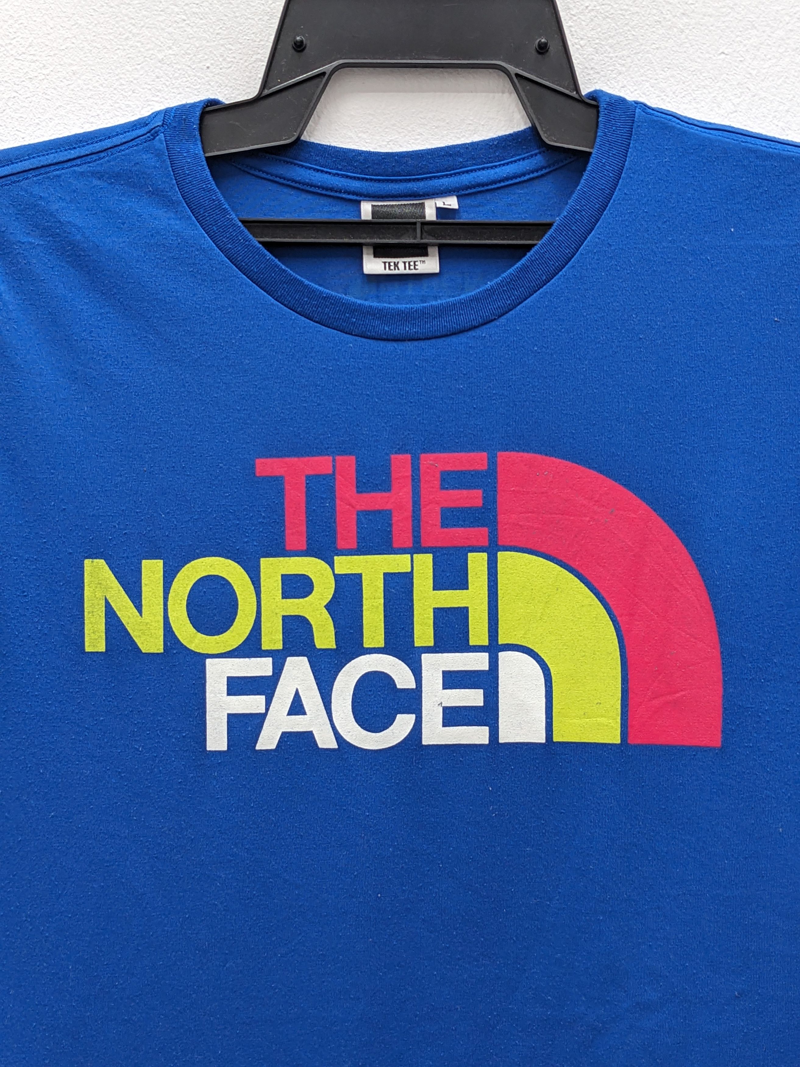 The North Face THE NORTH FACE BIG LOGO MULTICOLOR TSHIRT Size US L / EU 52-54 / 3 - 3 Thumbnail
