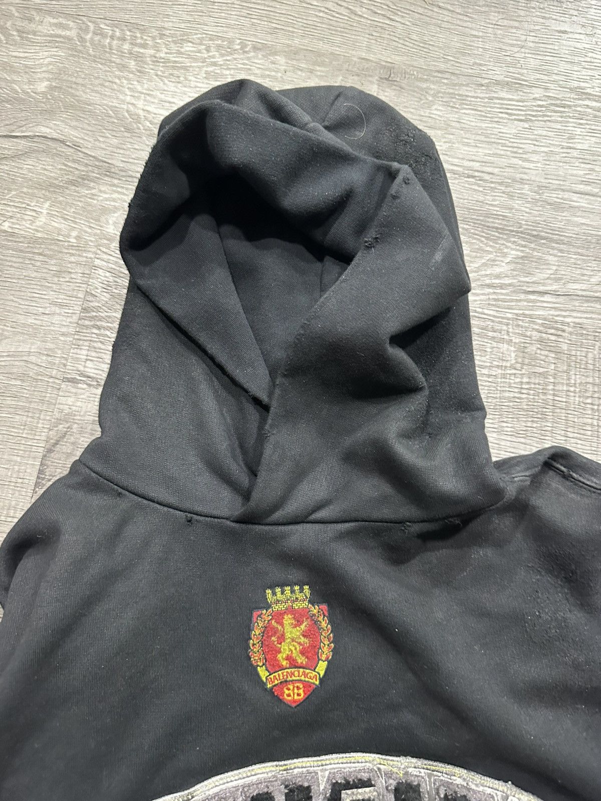 Balenciaga Balenciaga Skater Distressed Hoodie Size US L / EU 52-54 / 3 - 6 Thumbnail