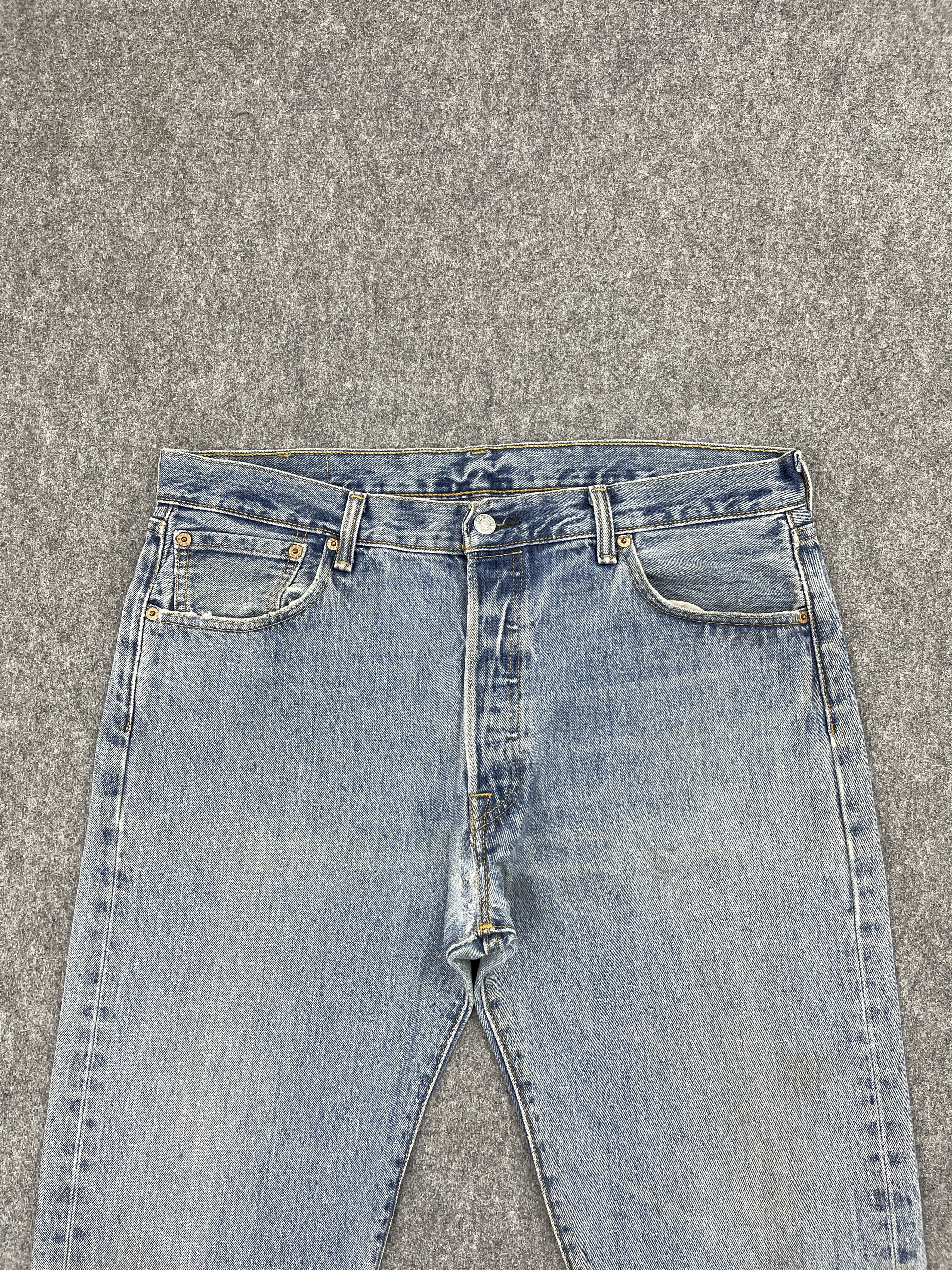 Levi's × Vintage Vintage Levis 501 Light Blue Washed Denim Jeans Size US 35 - 2 Thumbnail
