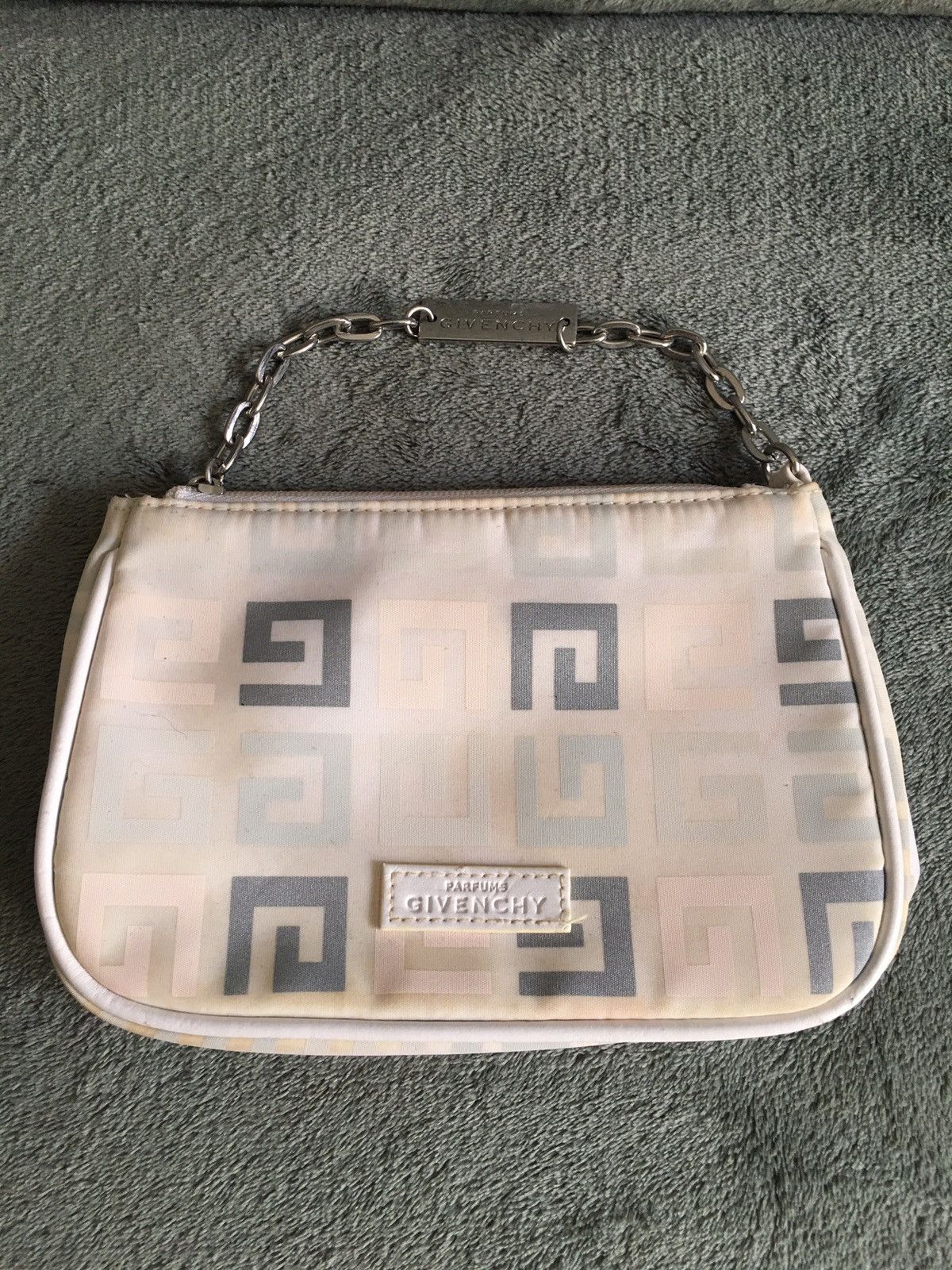 Givenchy Givenchy Pink Logo Monogram Clutch Pouch Bag Size ONE SIZE - 1 Thumbnail