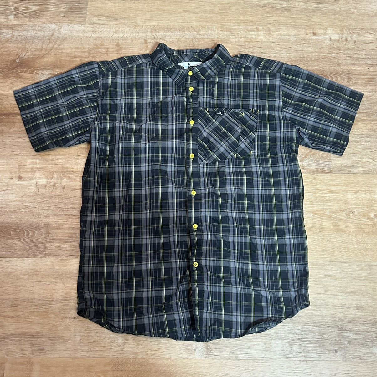 Salomon Salomon Short Sleeve Plaid Button Up Hiking Shirt Size US L / EU 52-54 / 3 - 1 Thumbnail