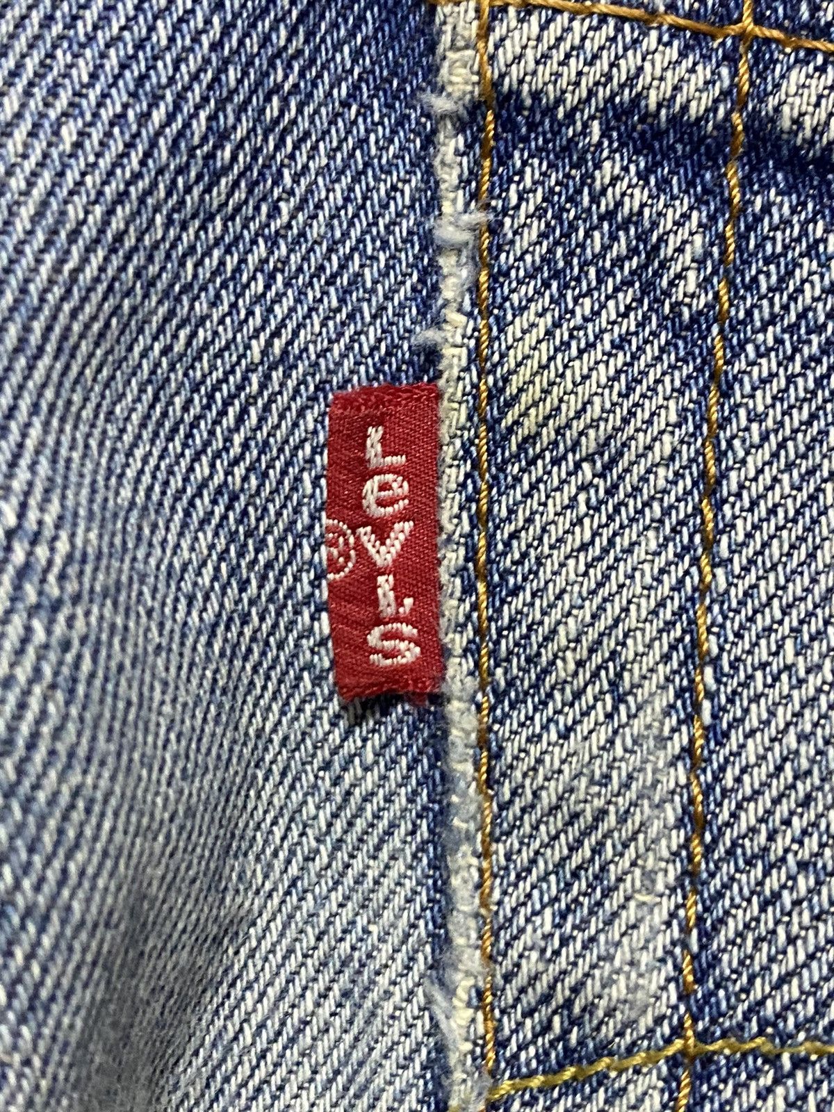 Levi's Vintage Clothing Vintage Levis 503 80’s Faded Wash Distressed Loose Jeans Size US 32 / EU 48 - 15 Thumbnail