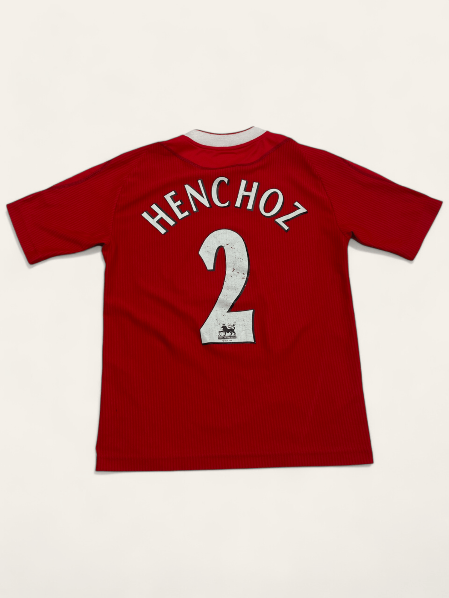 Vintage 1996 Vintage LIVERPOOL HENCHOZ Red Soccer Football Jersey Size US S / EU 44-46 / 1 - 6 Thumbnail