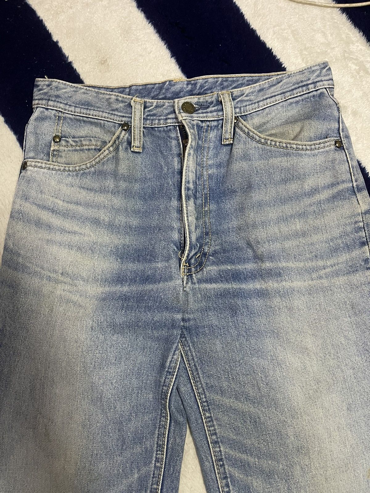 Jean × Vintage Blue Mountain Vintage Jeans (15) Size US 29 - 14 Thumbnail