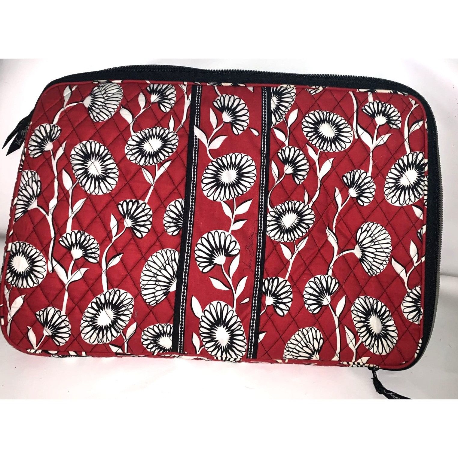 Vera Bradley Vera Bradley Deco Daisy 17"x12" Laptop Sleeve EUC Size ONE SIZE - 1 Thumbnail