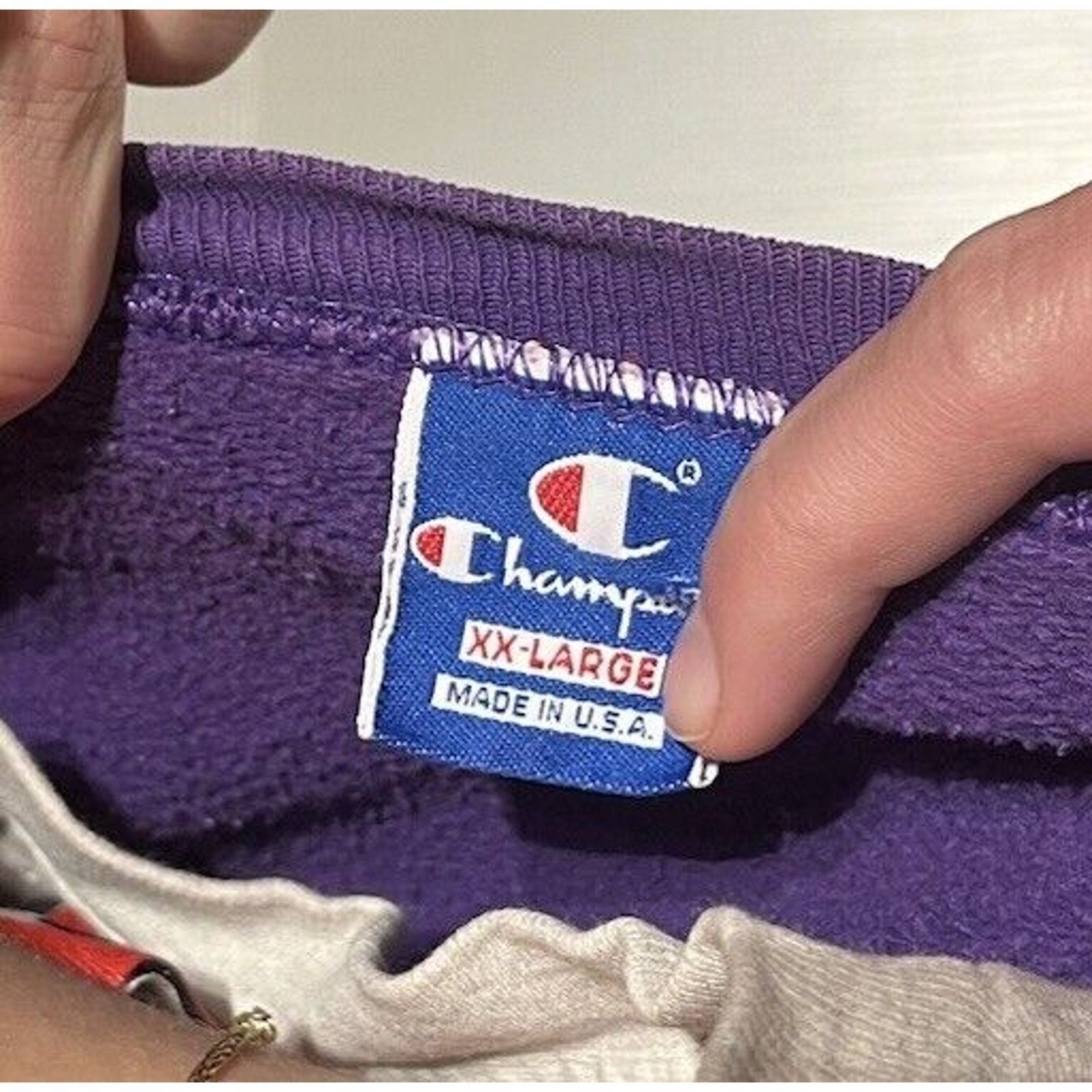 Champion Vintage Champion Sweatshirt Mens Size XL Purple USA Made 80s Size US XL / EU 56 / 4 - 4 Thumbnail