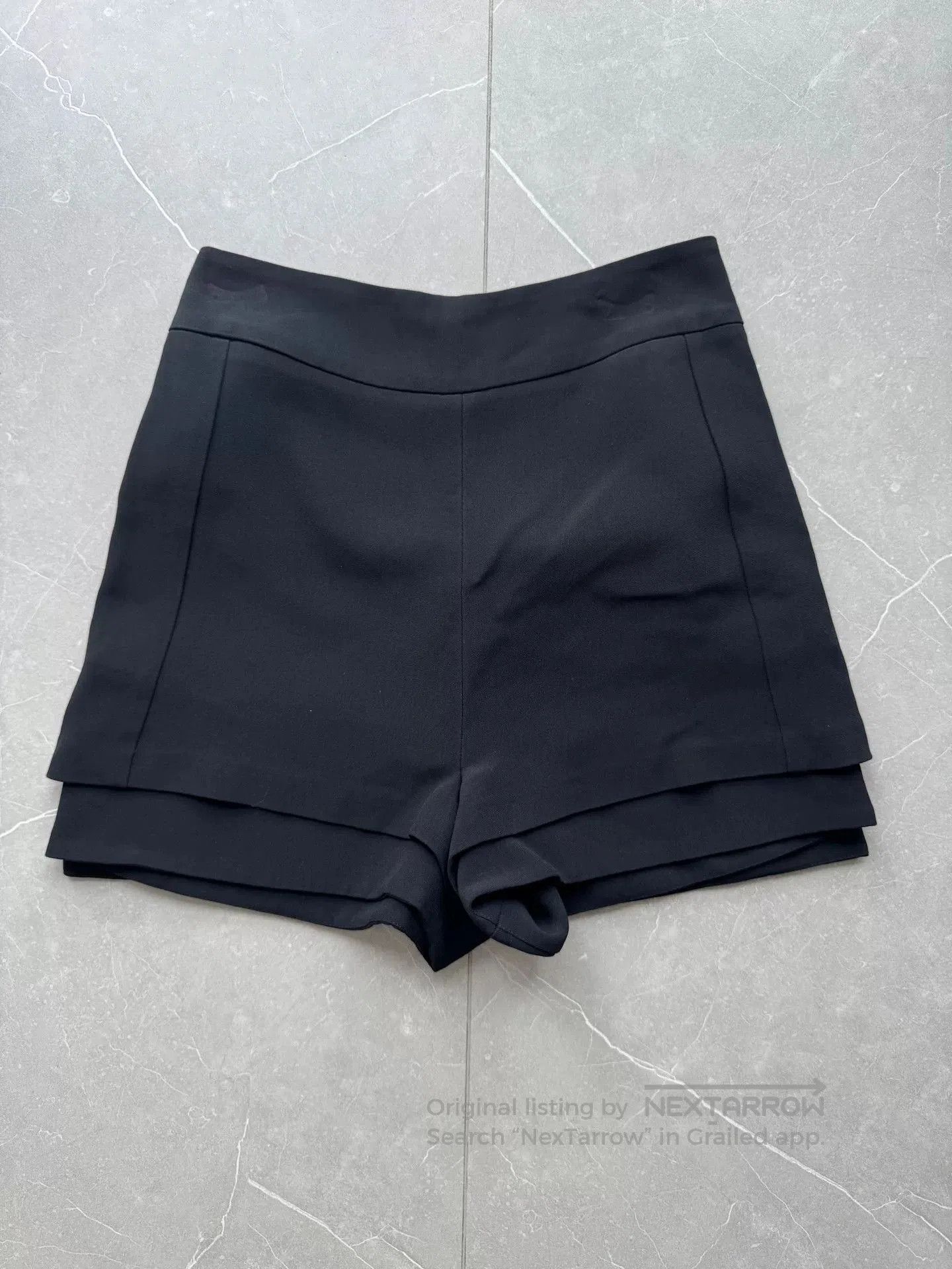 Givenchy Givenchy Black Tailored Shorts. Size 33" - 1 Thumbnail