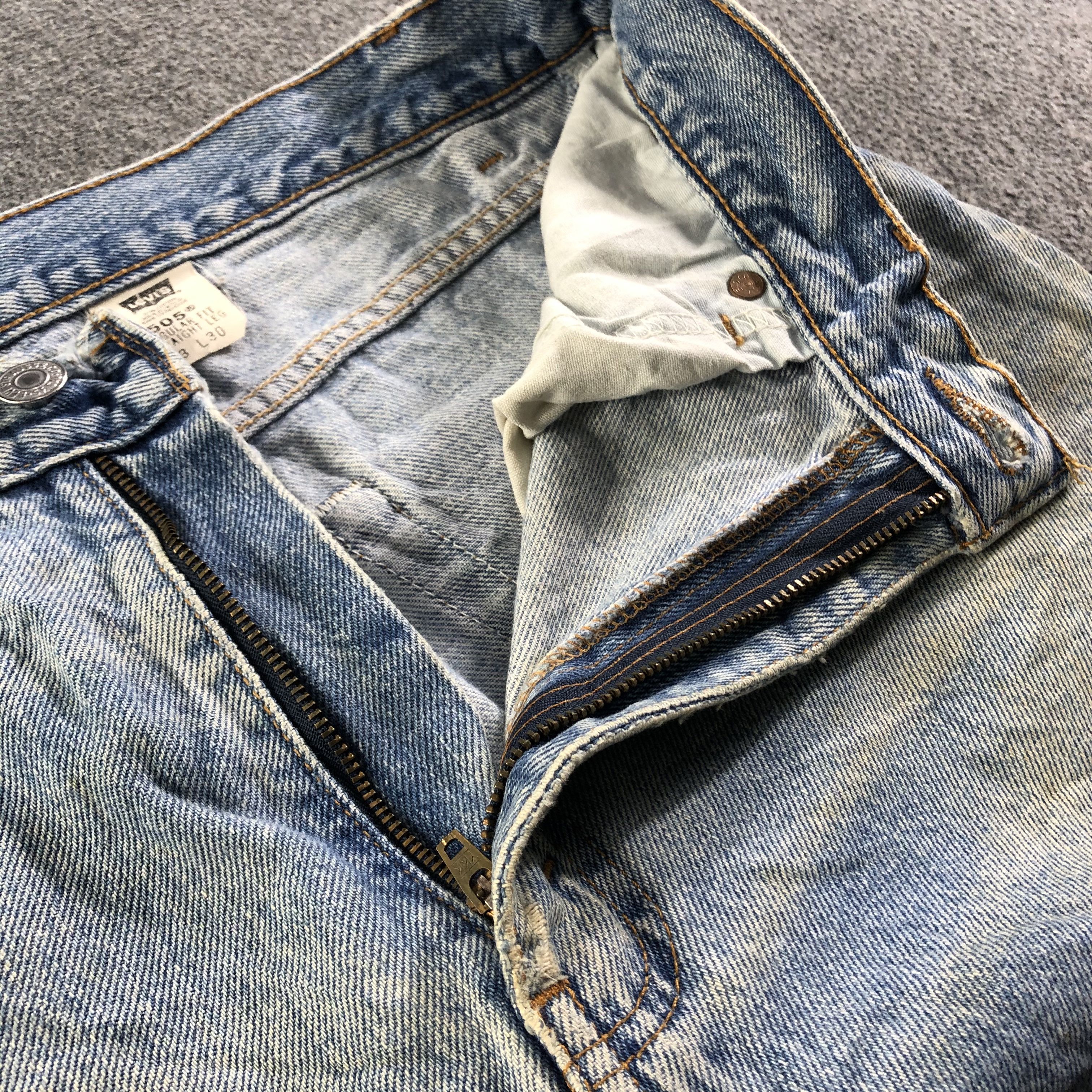 Levi's Vintage 90s Blue Wash Levis 505 Jeans-J3332 Size US 33 - 9 Thumbnail