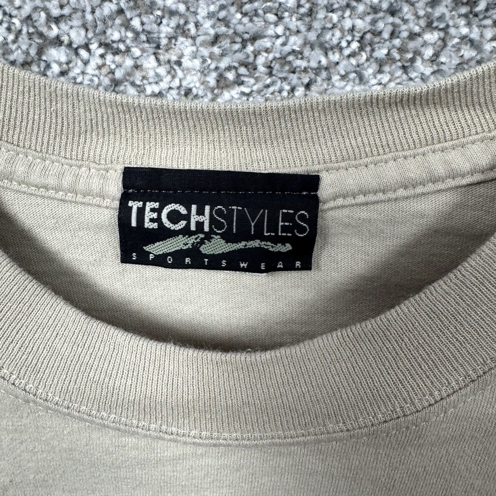 Vintage VINTAGE Techstyles Sportswear Carnival Miracle T-shirt M The Fun Ship Artsy Surfboard Skater Cruise Beach Mens T-Shirt Beige Cotton Graphic Print Size US M / EU 48-50 / 2 - 5 Thumbnail