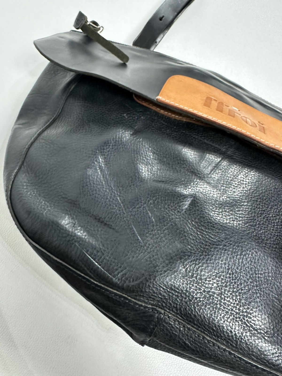 Genuine Leather Ffroi Leather Cross body Bag Size ONE SIZE - 3 Thumbnail