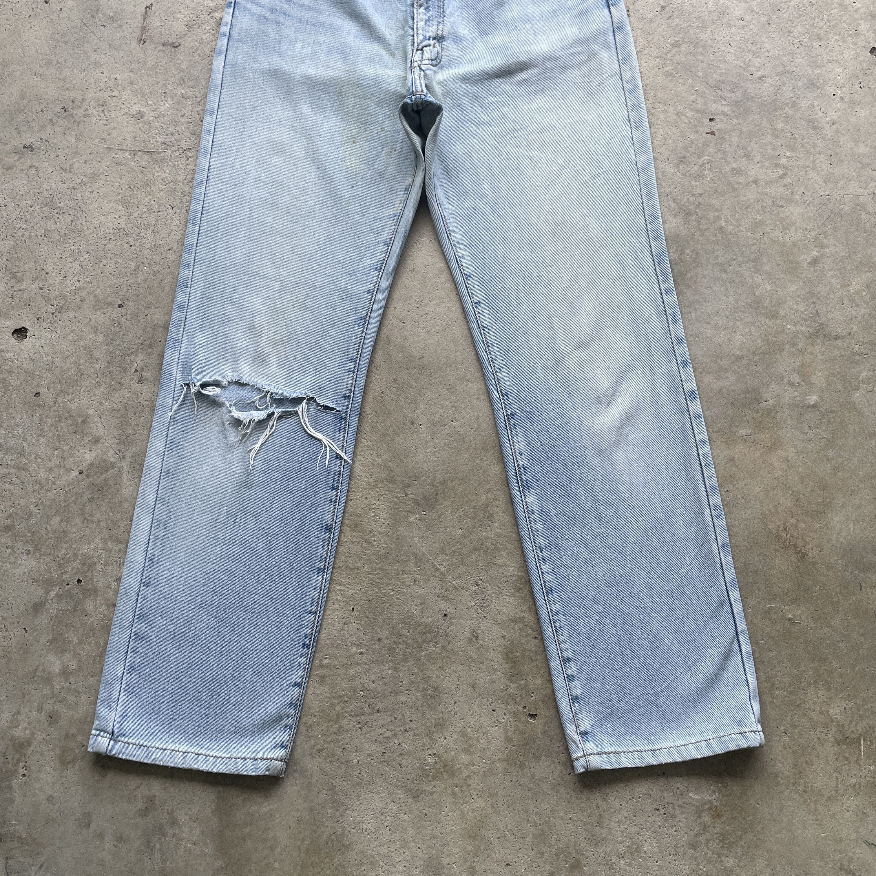 Japanese Brand VINTAGE JAPAN RIPPED JEANS WASH DENIM DISTRESSED PANTS W30 Size US 30 / EU 46 - 4 Thumbnail