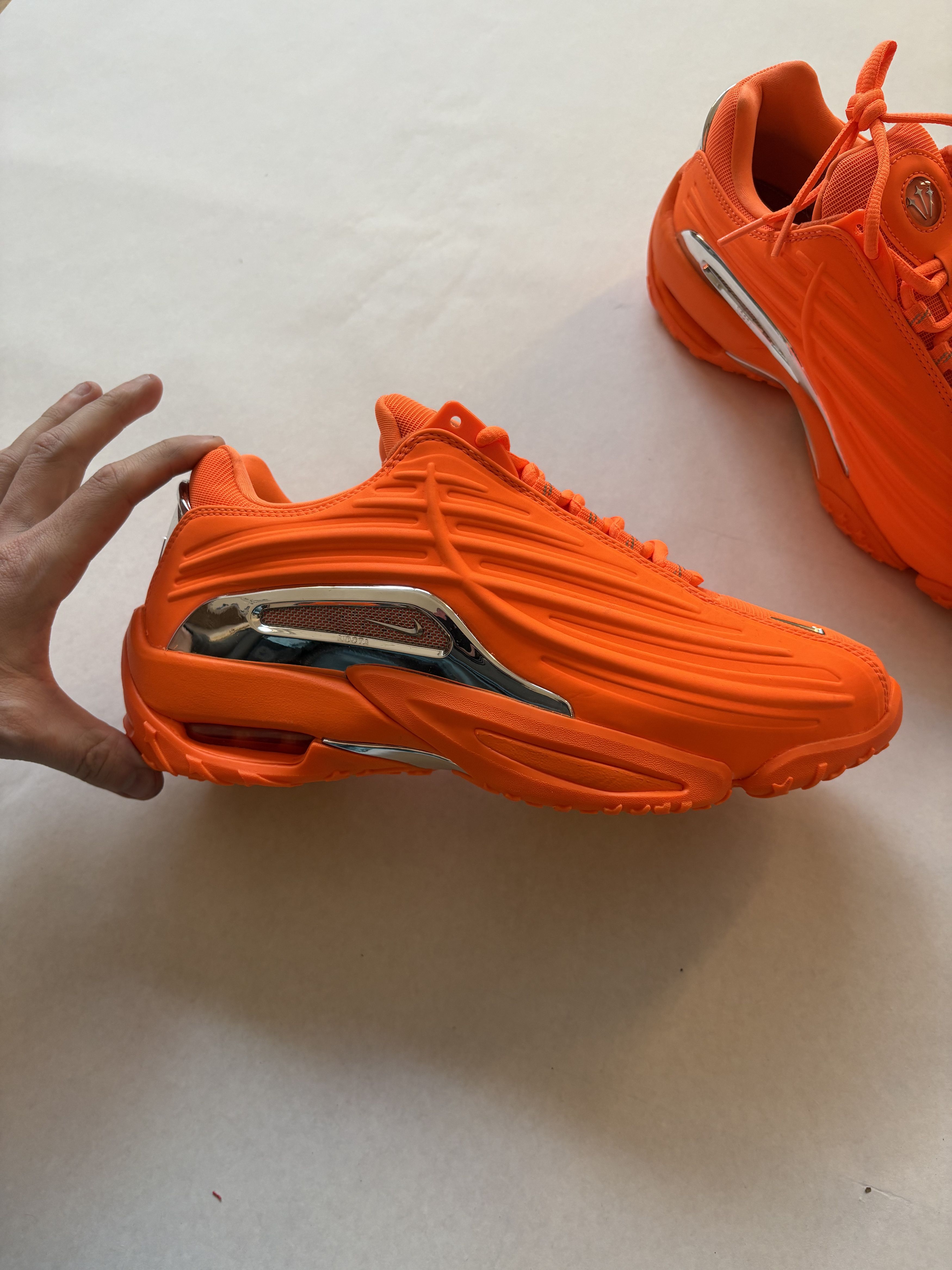 NOCTA Nike NOCTA Hot Step 2 Drake Total - Orange Size US 8 / EU 41 - 3 Thumbnail