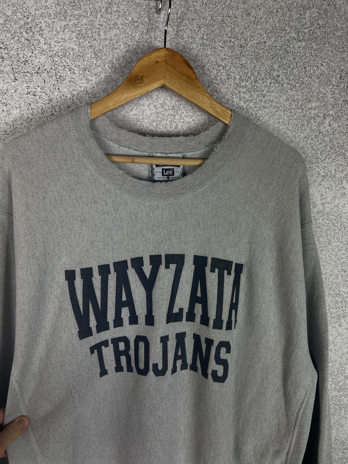 Lee Vintage Lee Wayzata Trojans Minnesota Highschool Sweatshirt Size US XL / EU 56 / 4 - 2 Thumbnail