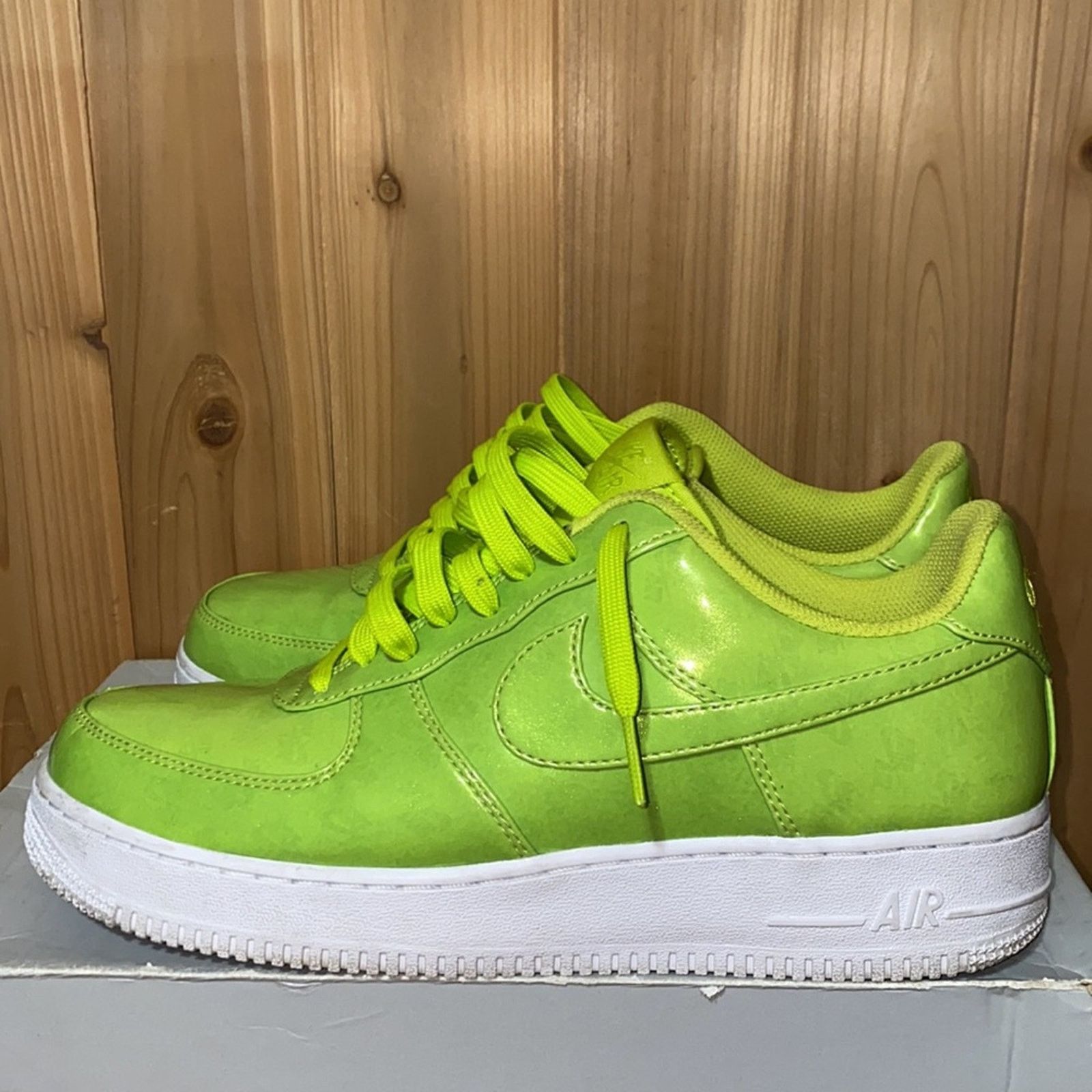 Nike 2018 Nike Air Force 1 UV Cyber Size US 9.5 / EU 42-43 - 5 Thumbnail