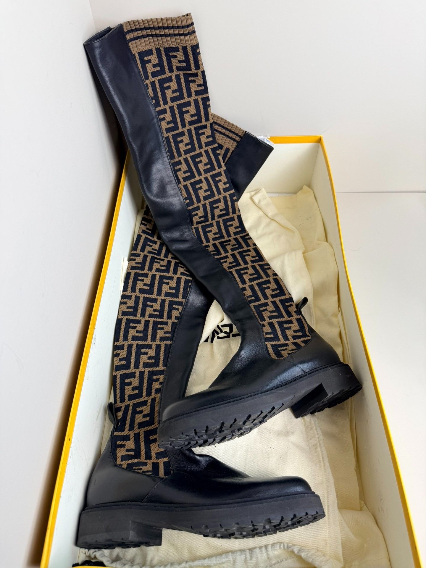 Fendi Fendi Retro Boots us_5 Women Size US 5 / IT 35 - 1 Thumbnail