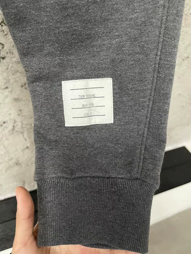 Thom Browne Thom browne Size 0 Tb Tom Brown sweatpants 2503-Nextarrow Size US 29 - 5 Thumbnail