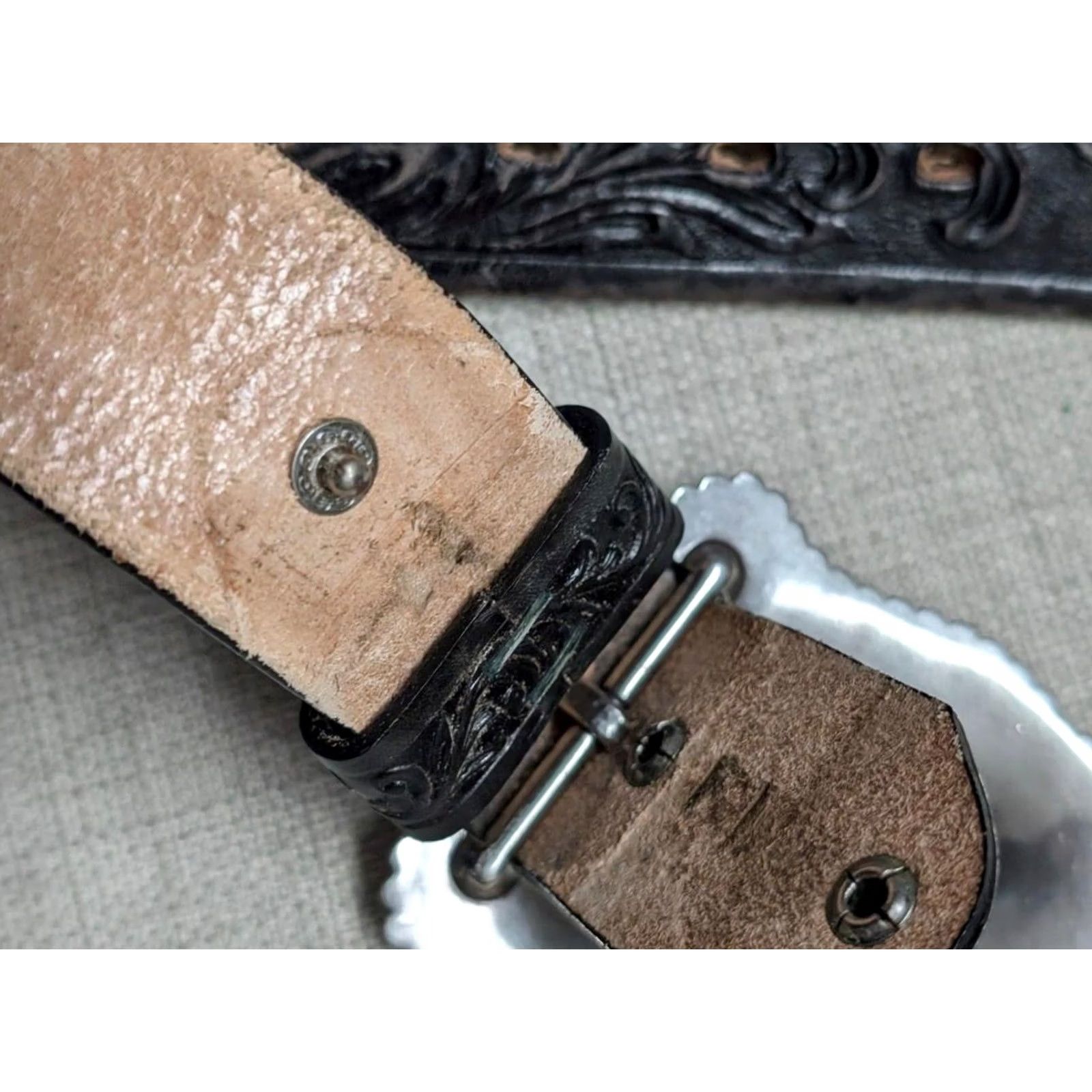 Tony Lama VINTAGE Tony Lama Belt 34 black TOOLED cowhide leather WESTERN buckle USA made Size 34 - 5 Thumbnail