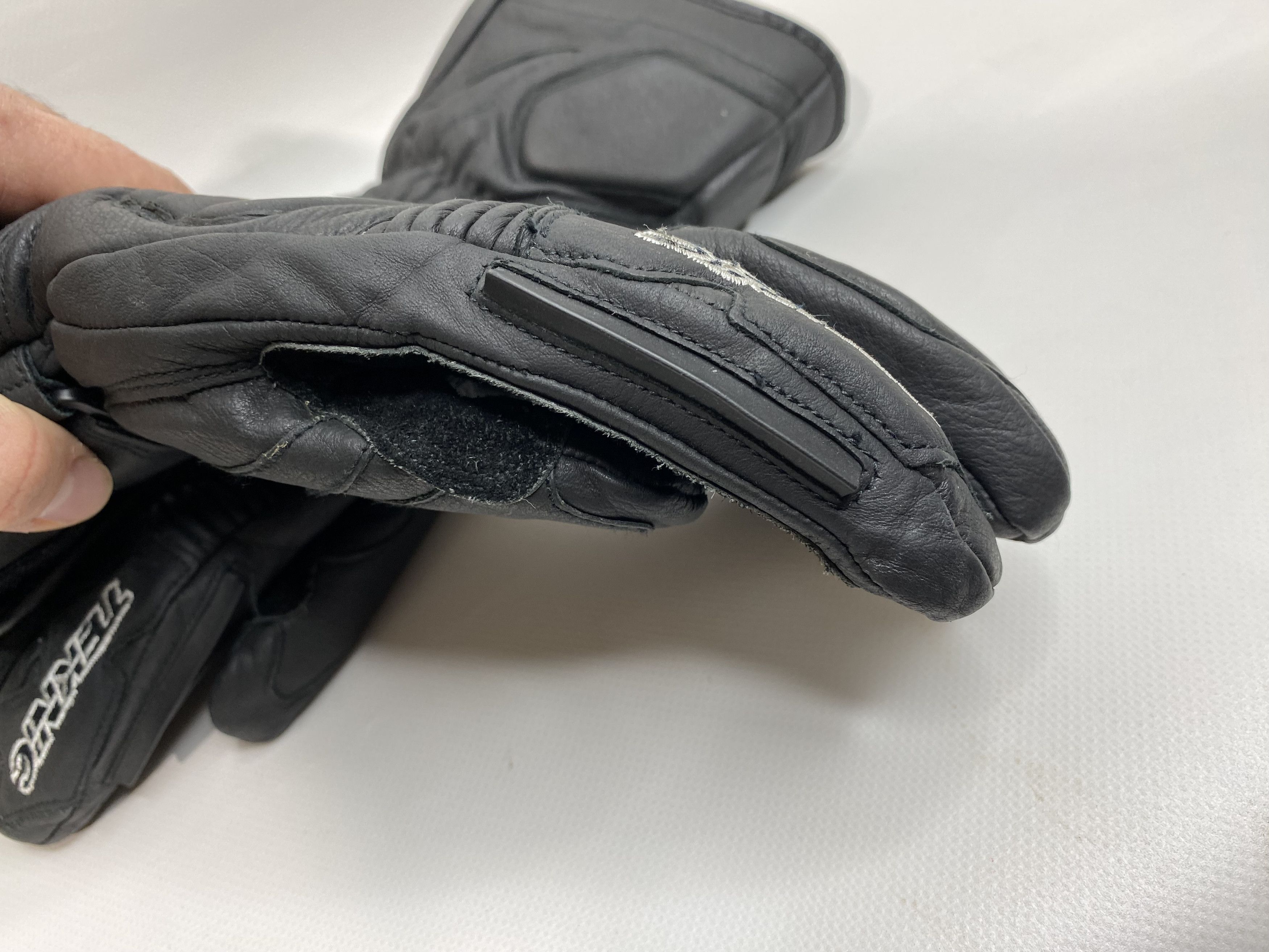 Honda TEKNIC THUNDER MOTORCYCLE LEATHER GLOVES POWER SKIN Size ONE SIZE - 4 Thumbnail