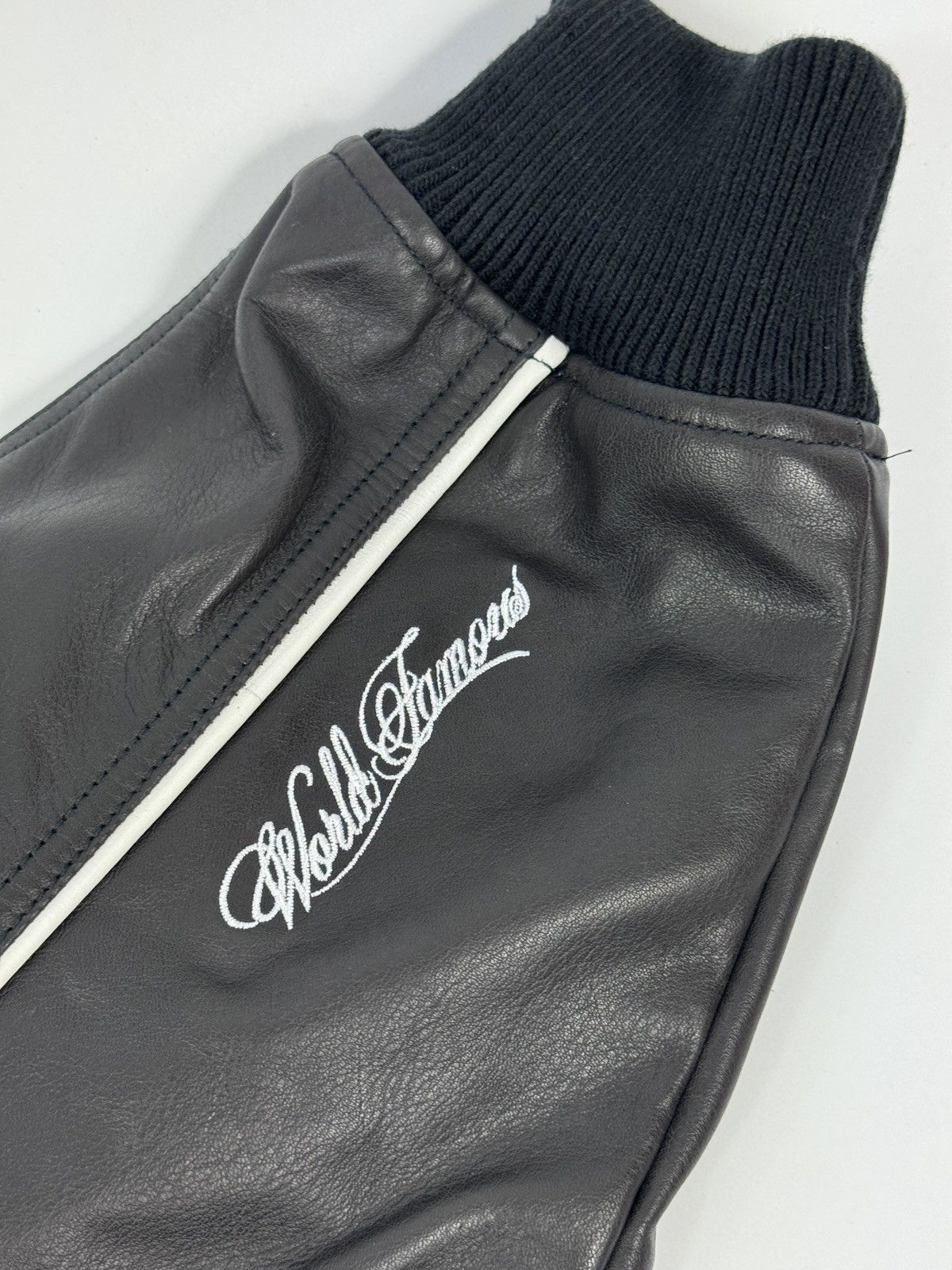 Nike × Supreme LOGO EMBROIDERED BUTTON DOWN JACKET Size US M / EU 48-50 / 2 - 4 Thumbnail