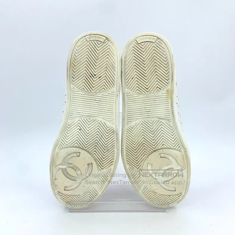 Chanel Chanel White plush lace-lacing sneakers Size US 7.5 / IT 37.5 - 5 Thumbnail