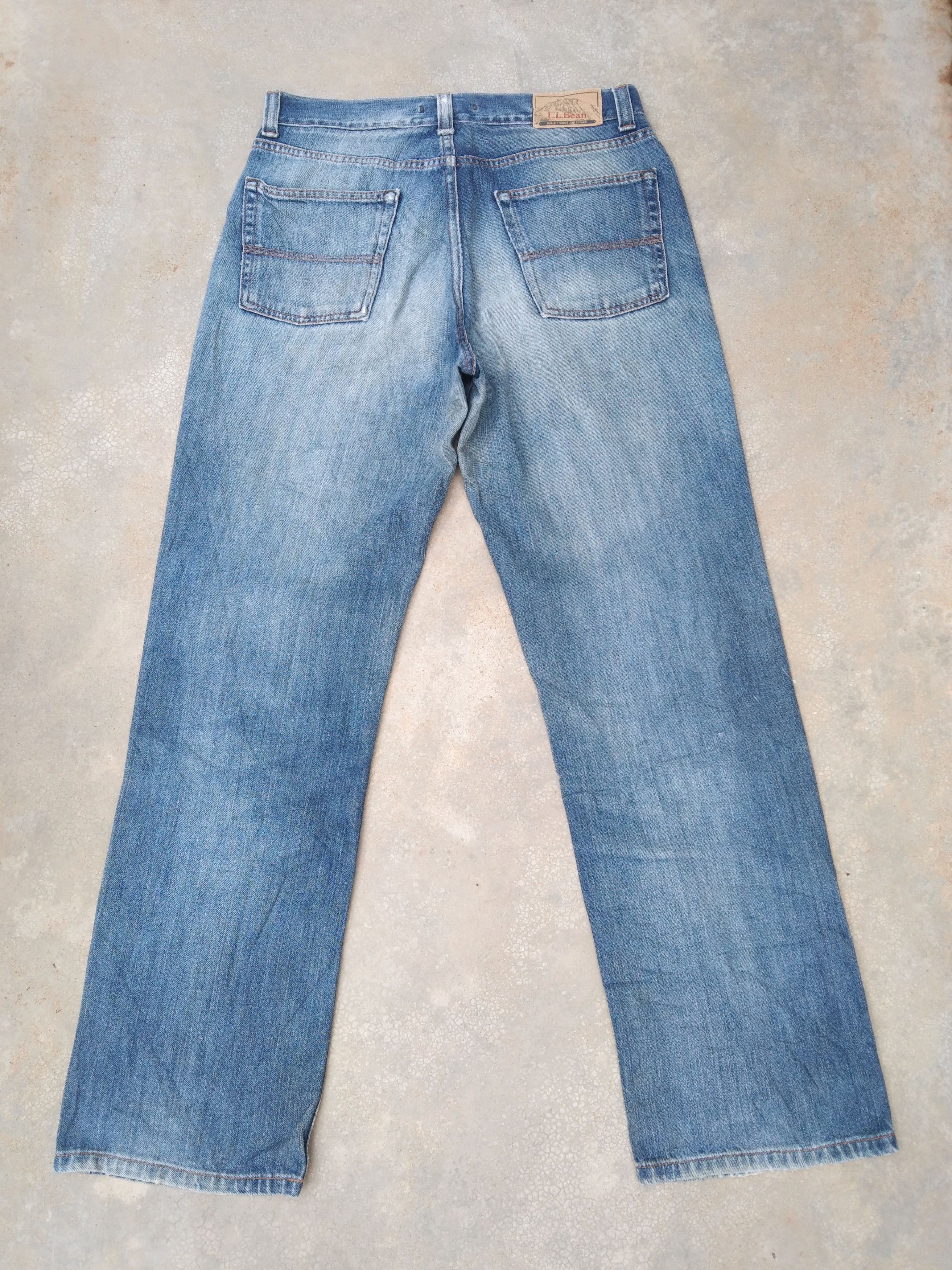 L.L. Bean Vintage L.L. Bean Straight Faded Blue Distressed Jeans 31x30 Size US 31 - 2 Thumbnail
