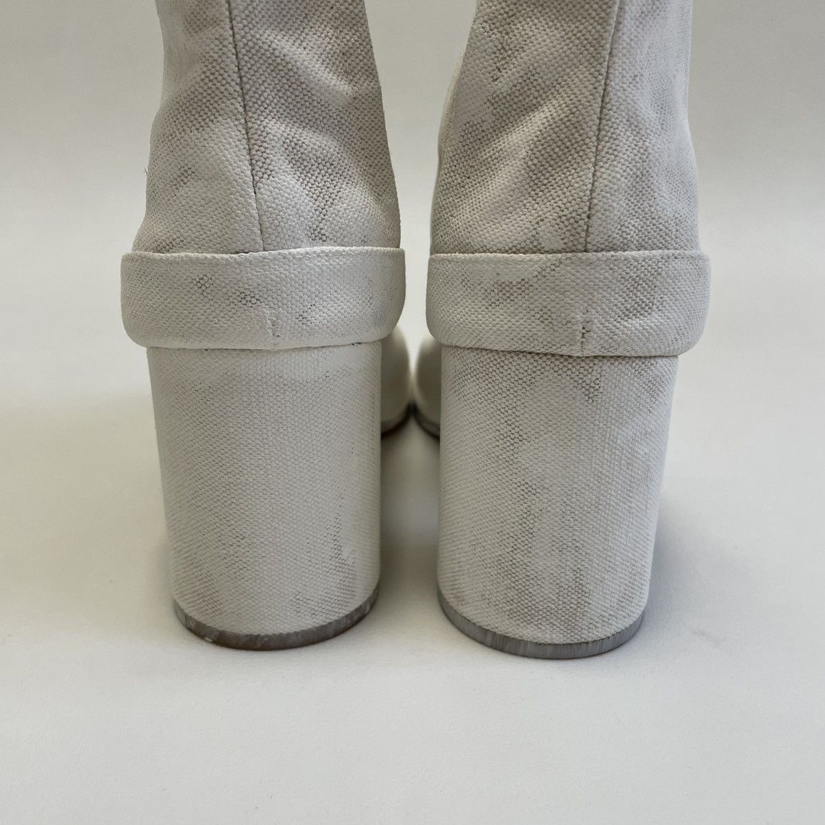 Maison Margiela White Painted Canvas Tabi Boots Size US 10 / IT 40 - 21 Thumbnail