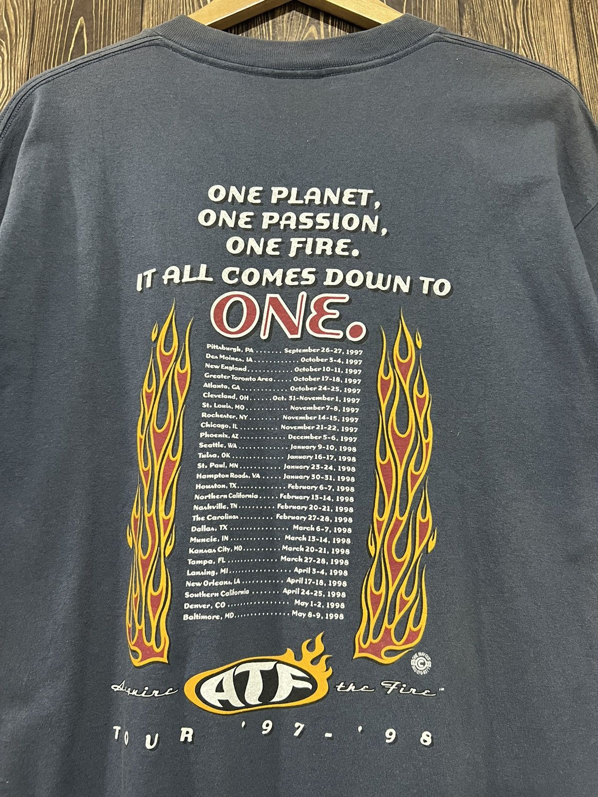 Band Tees × Vintage Vintage 90s Acquire The Fire Band Tour Tshirt Size US XL / EU 56 / 4 - 9 Thumbnail