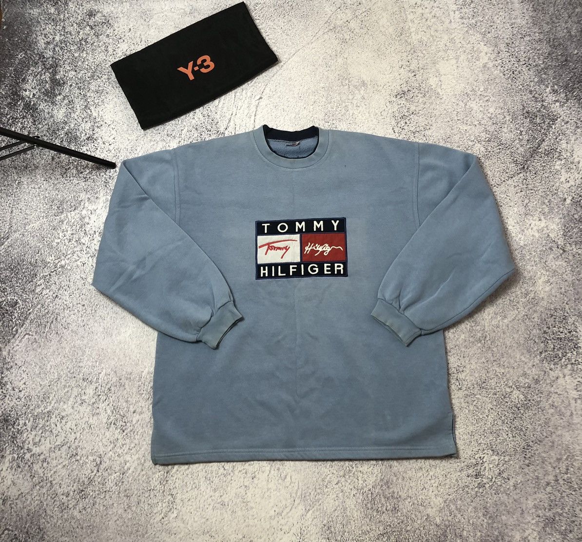 Tommy buy Hilfiger Y2K Sweater