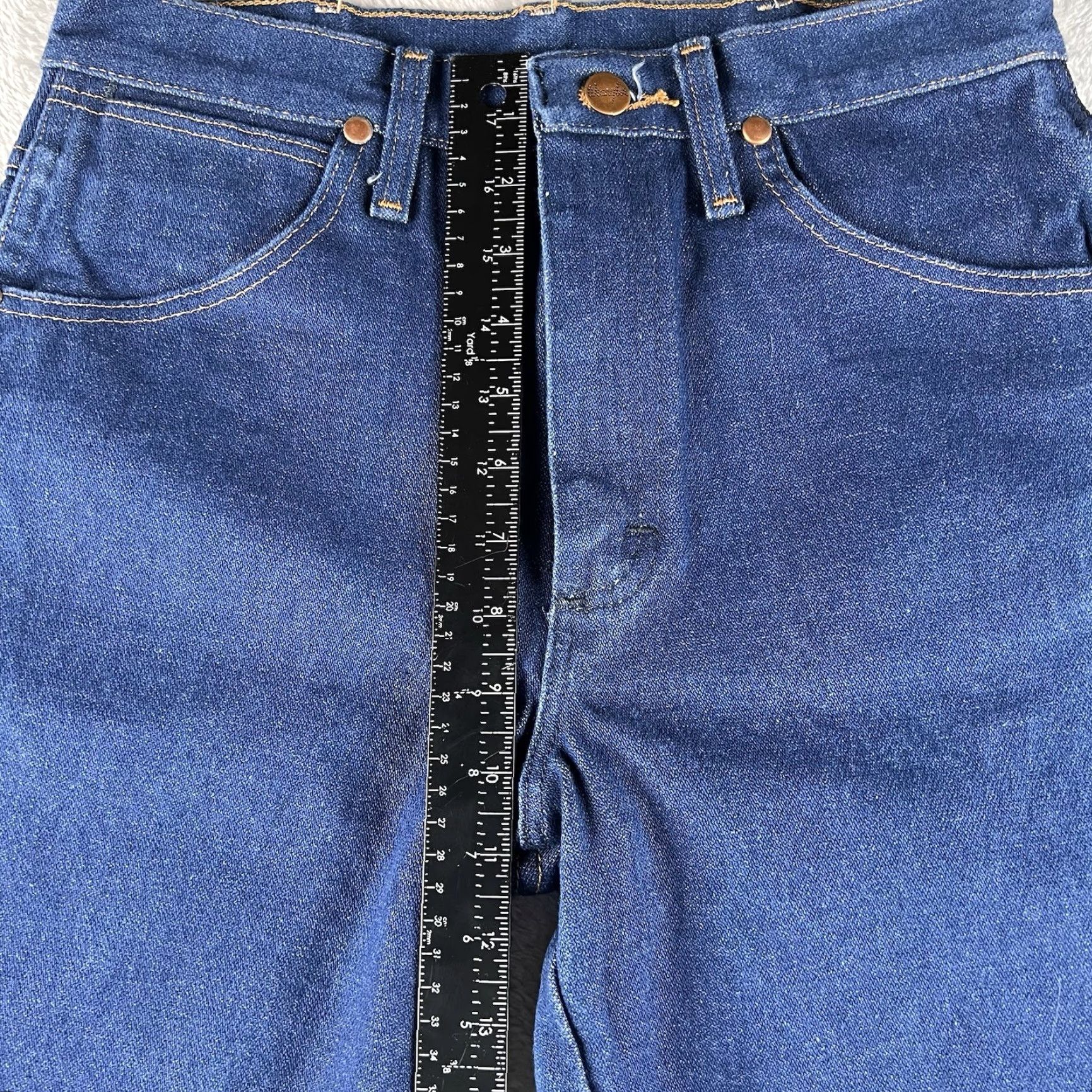 Wrangler VINTAGE Wrangler 936DEN Cowboy Cut Jeans 29x30 Slim Blue Denim 5-Pocket Mens Wrangler Cowboy Cut Size US 29 - 6 Thumbnail