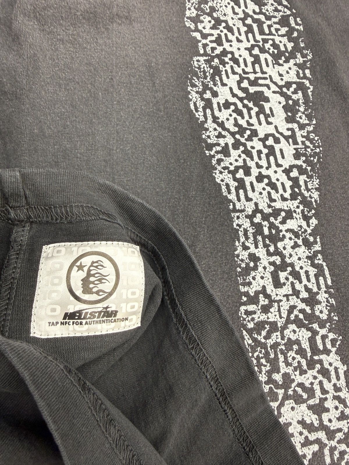 HELLSTAR Hellstar QR Code Long Sleeve T-shirt Size US XL / EU 56 / 4 - 6 Thumbnail