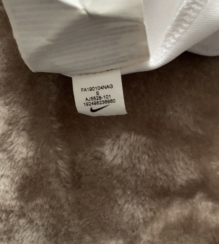 Nike Jersey kante chelsea Size US S / EU 44-46 / 1 - 13 Thumbnail