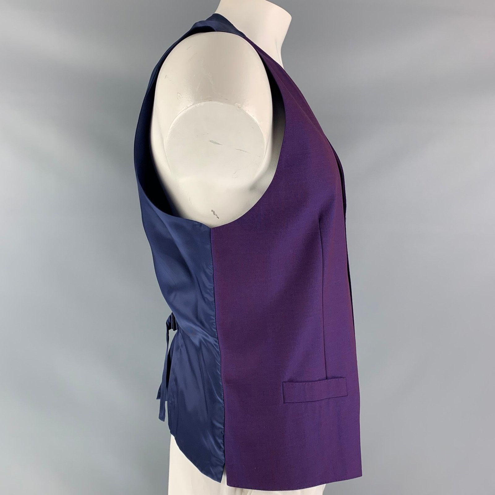 Dolce & Gabbana Size 46 Iridescent Wool & Mohair Buttoned Vest Size 46R - 2 Thumbnail