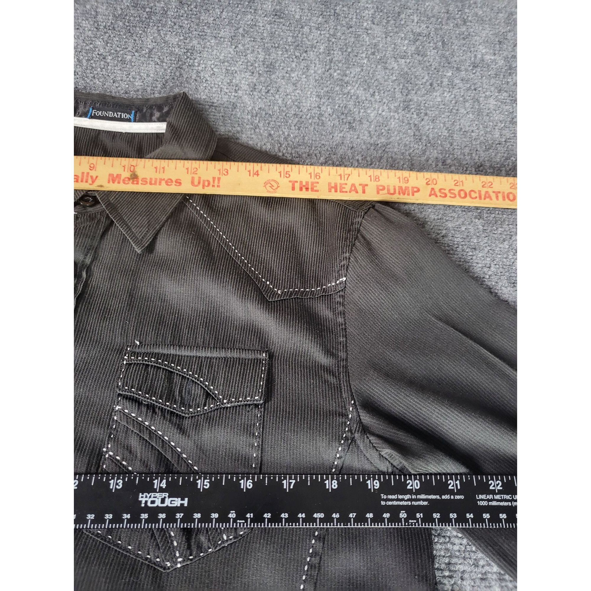 Roar Roar Signature Foundation Button Up Shirt Men Sz M Black Emb Size US M / EU 48-50 / 2 - 6 Thumbnail