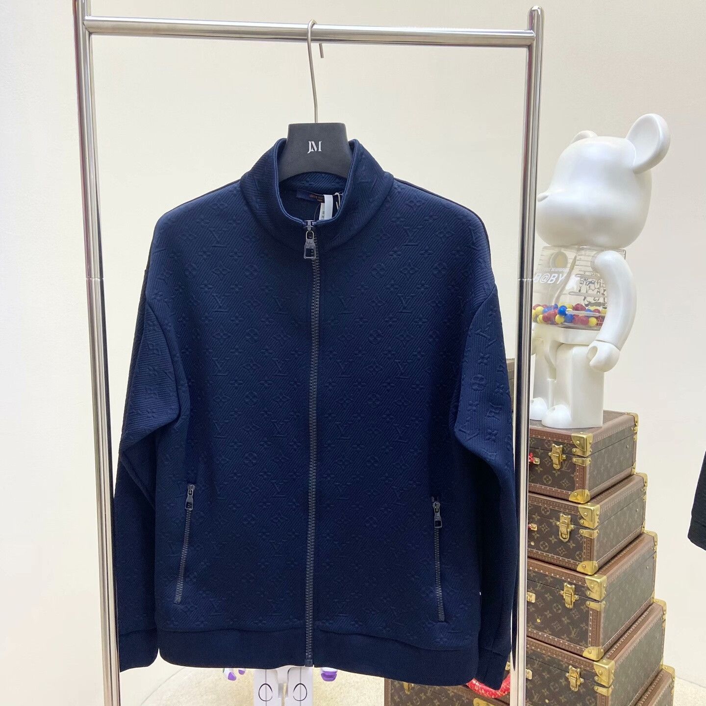Louis Vuitton Louis Vuitton Casual Light Jacket m Men Size US M / EU 48-50 / 2 - 1 Thumbnail