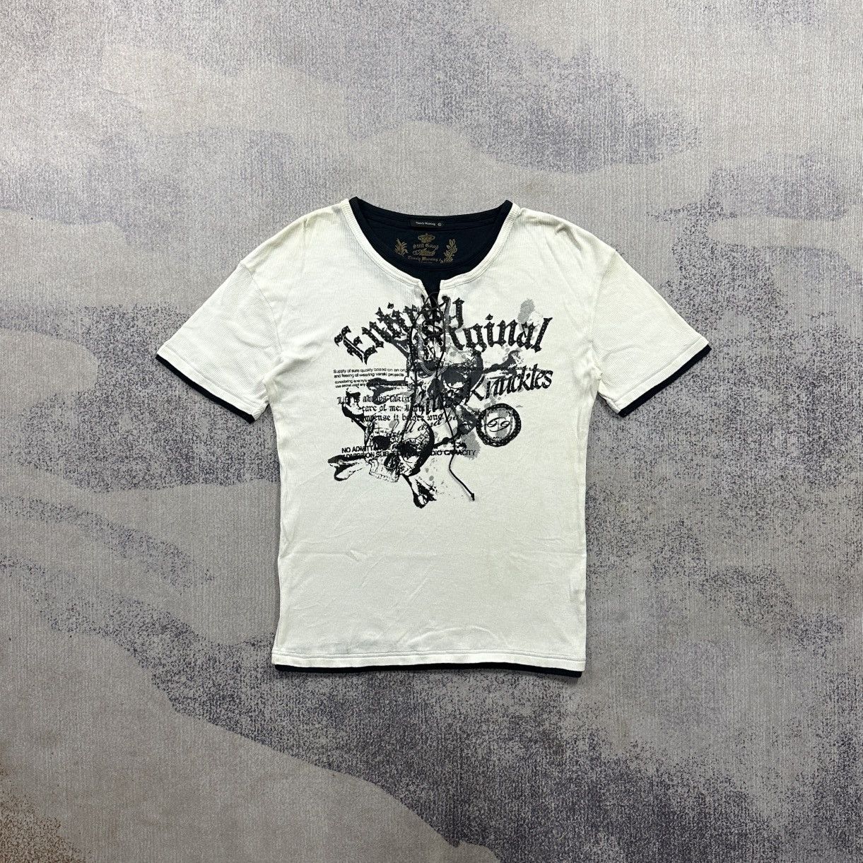 Japanese Brand Timely waming y2k style Tshirt Size US L / EU 52-54 / 3 - 1 Thumbnail