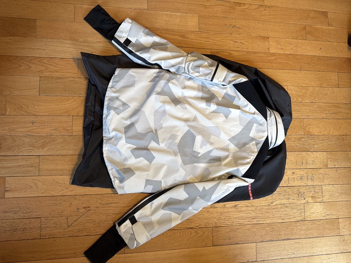 Prada Printed technical fabric ski windbreaker Size US L / EU 52-54 / 3 - 19 Thumbnail