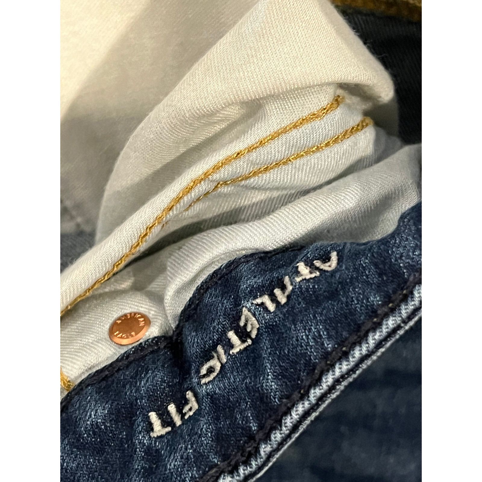 American Eagle Outfitters American Eagle Athletic Fit Blue Jeans 32x34 Size US 32 / EU 48 - 4 Thumbnail