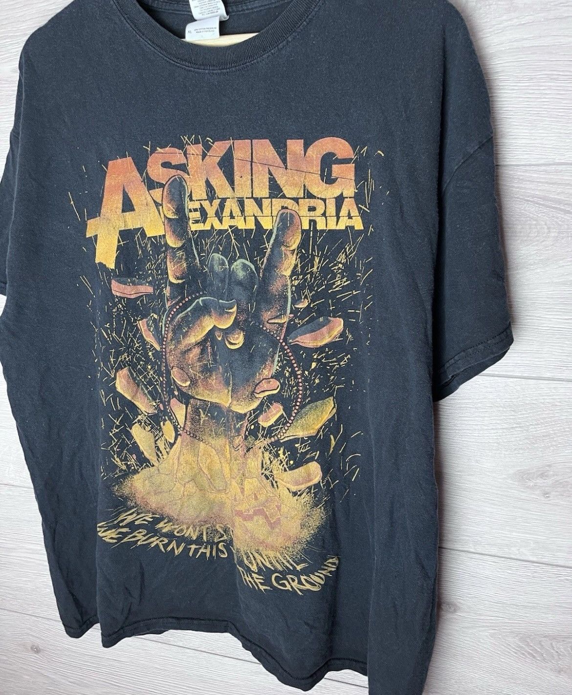 Fruit Of The Loom Vintage men’s t-shirt Asking Alexandria size Xl Size US XL / EU 56 / 4 - 5 Thumbnail