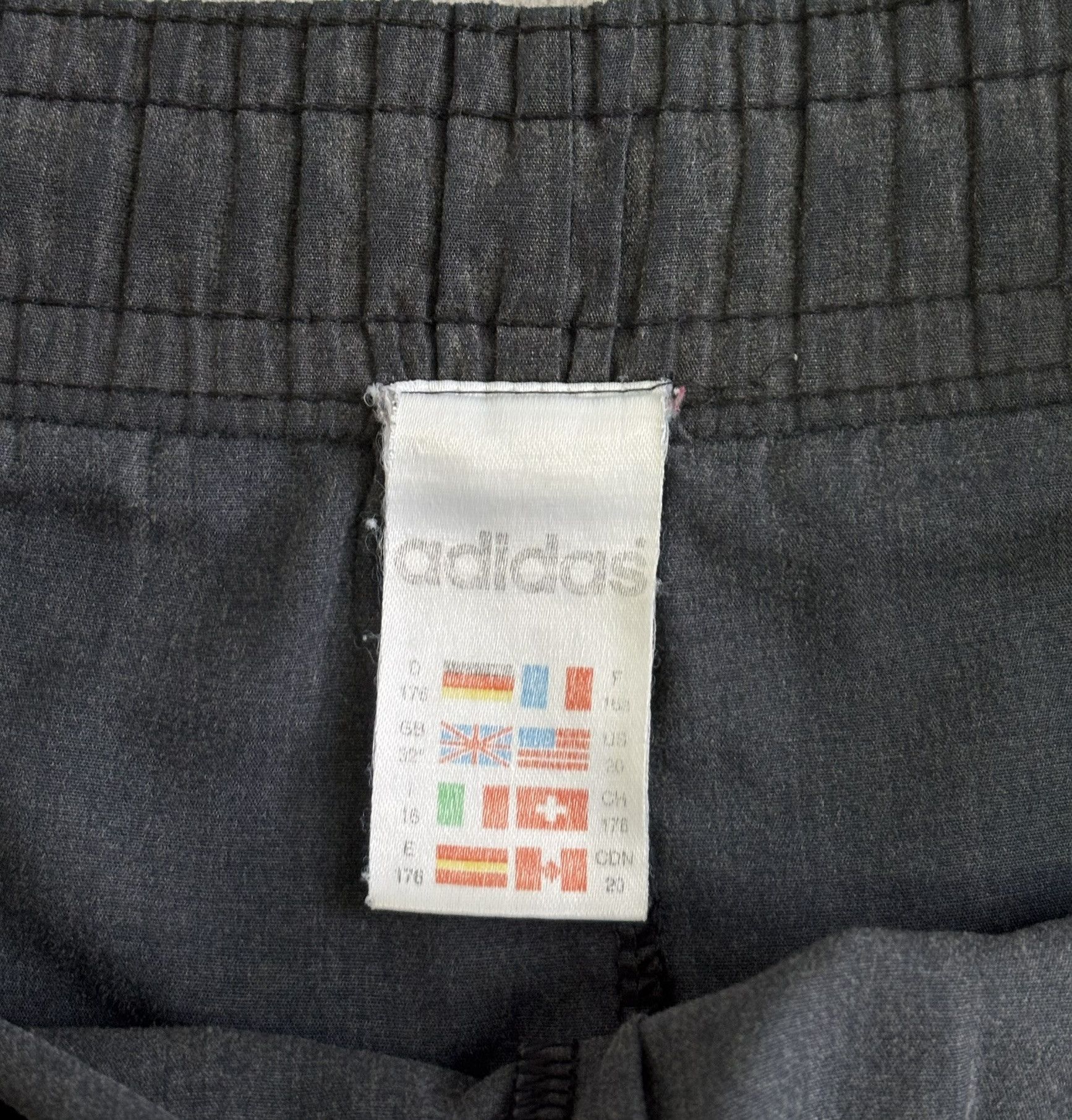 Adidas × Vintage Germany 1996 Adidas vintage Football shorts size L Size US 35 - 16 Thumbnail
